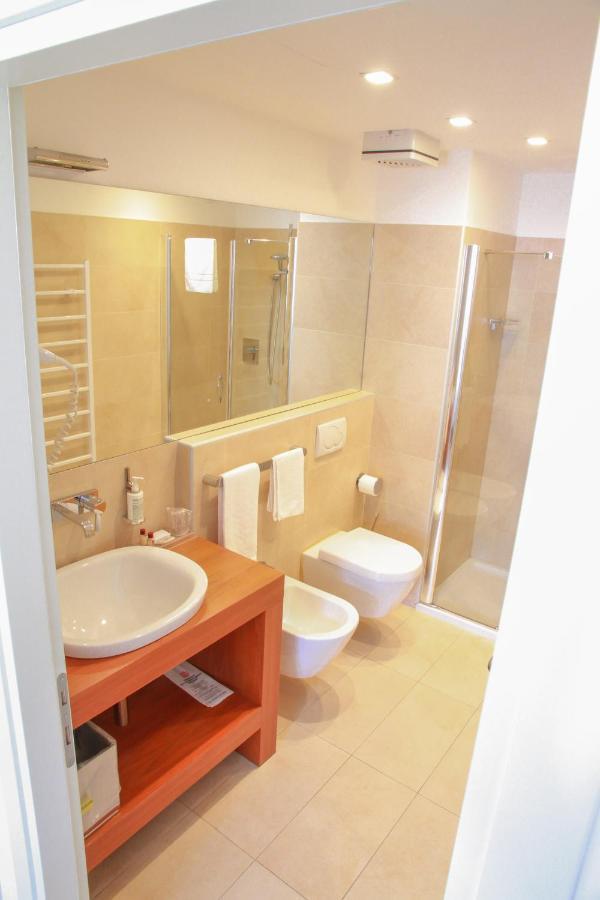 Locanda Mezzosale Конельяно Екстер'єр фото